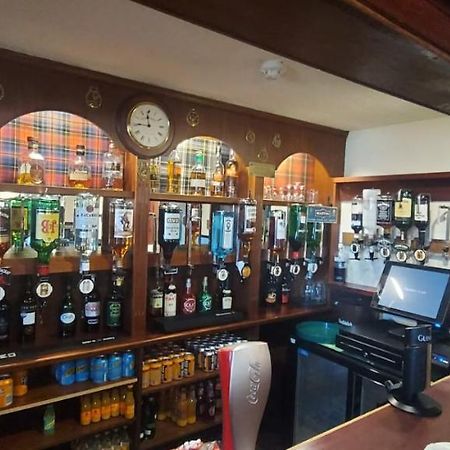 Gordon Arms Hotel Fochabers Exterior foto