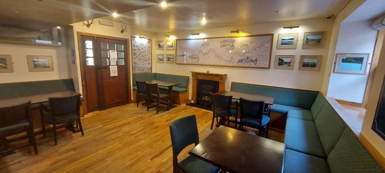 Gordon Arms Hotel Fochabers Exterior foto